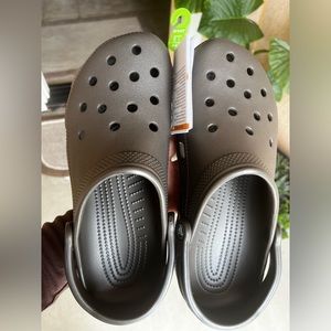 MENS CROCS